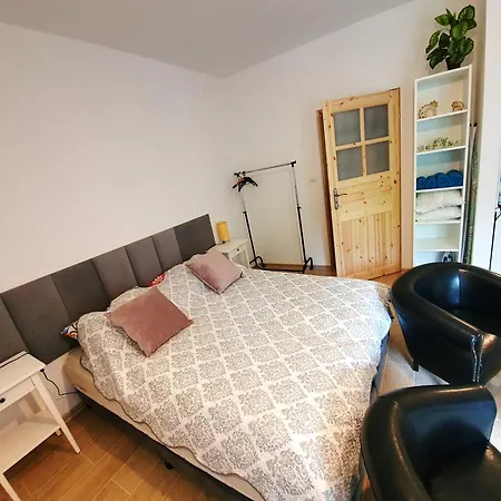 Apartament 2 Przy Termach Cieplickich Jelenia Gora Exterior photo